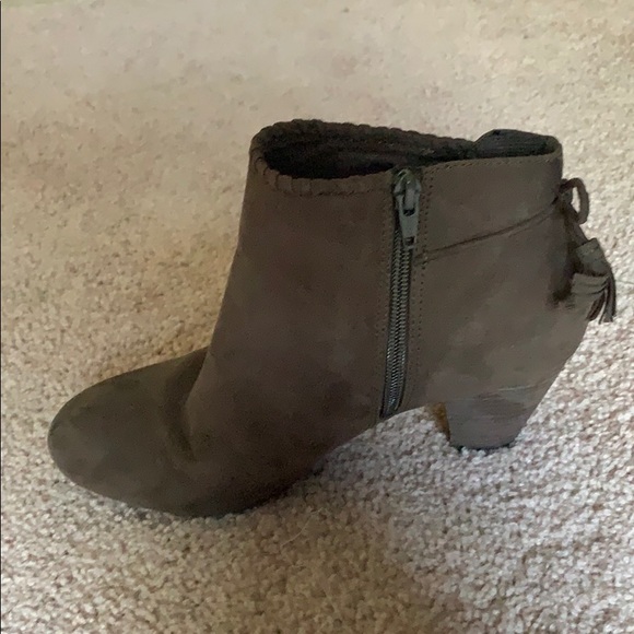 Brown booties - Picture 3 of 3